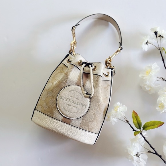 Coach Mini Dempsey Bucket Bag in Signature Jacquard - Picture 1 of 12